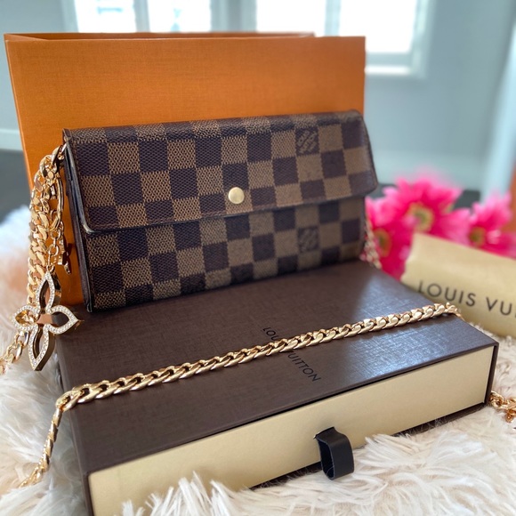 Louis Vuitton Handbags - ❤️Damier Ebene Sarah Large Wallet Small Crossbody